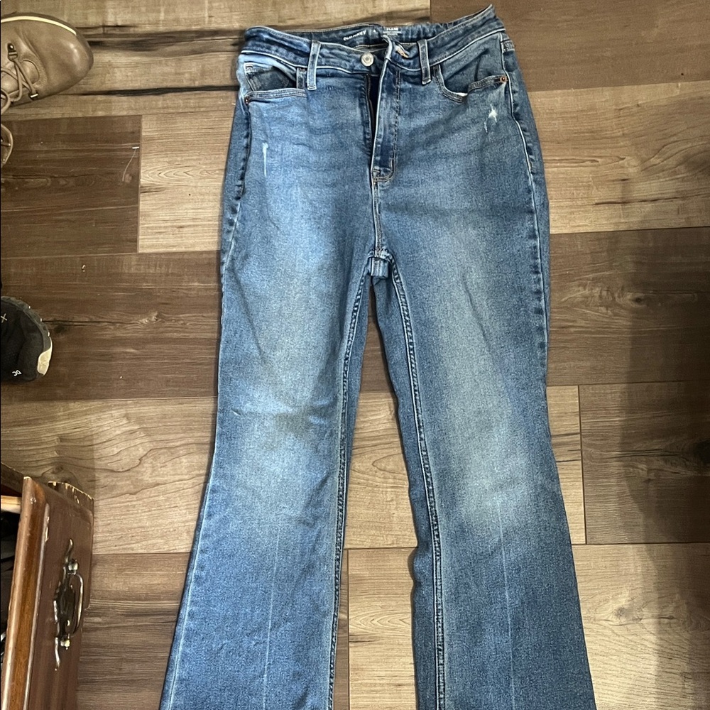 Old Navy Women's Flare Jeans in Blue